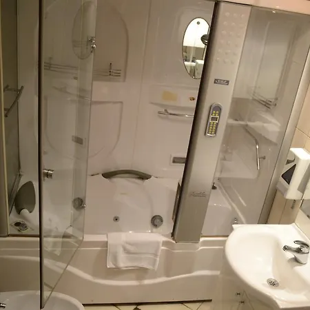 托姆斯索卡酒店 酒店