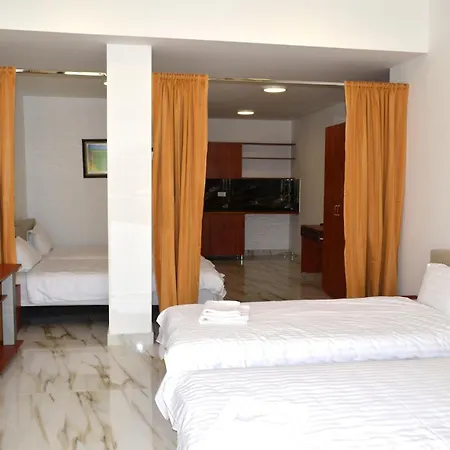 Hotel Tomce Sofka 3*