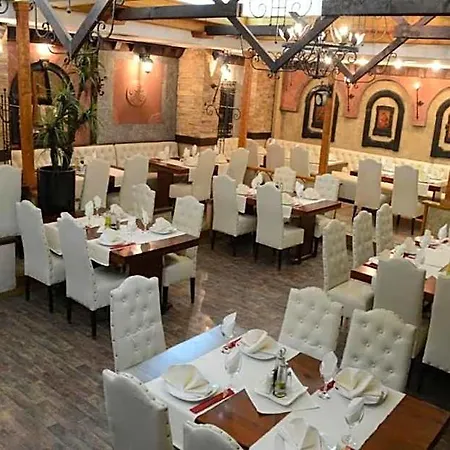 Tomce Sofka Hotel 3*