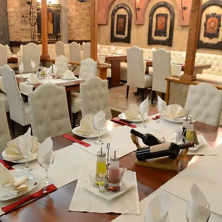 Tomce Sofka Hotel Skopje