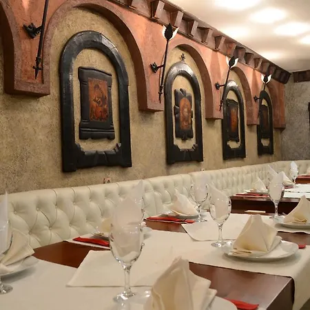 Tomce Sofka Hotel Skopie