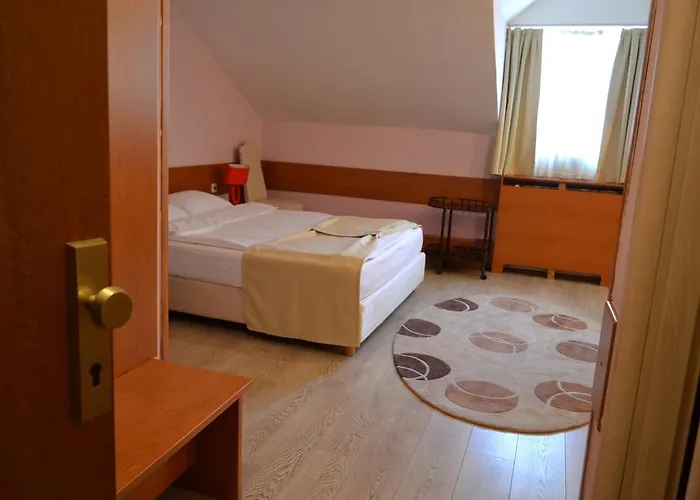 Tomce Sofka 3* Skopje