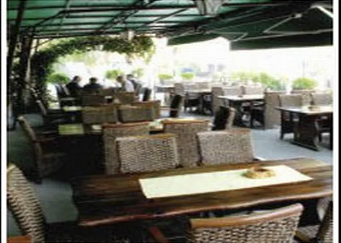 Tomce Sofka 3* Skopje